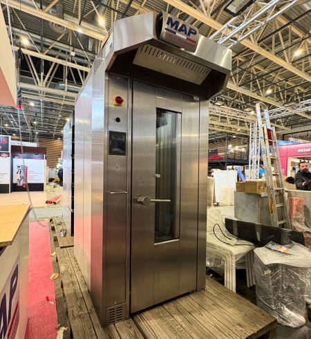 Four à chariot rotatif de démonstration